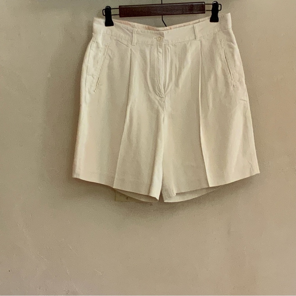 Tommy Bahama Cream Women's Bermudas